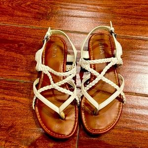 MIA sandals White size 7 used